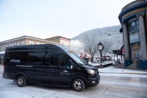 revelstoke transfers airport shuttle winter 01